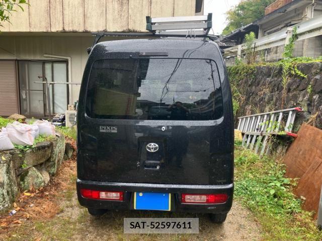 Toyota PIXIS VAN 2015-01 7359290-2