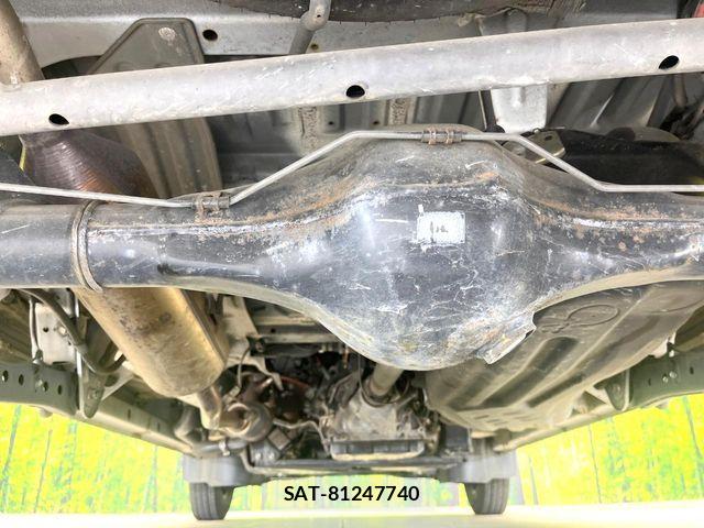 Toyota PIXIS VAN 2019-01 7456758-18