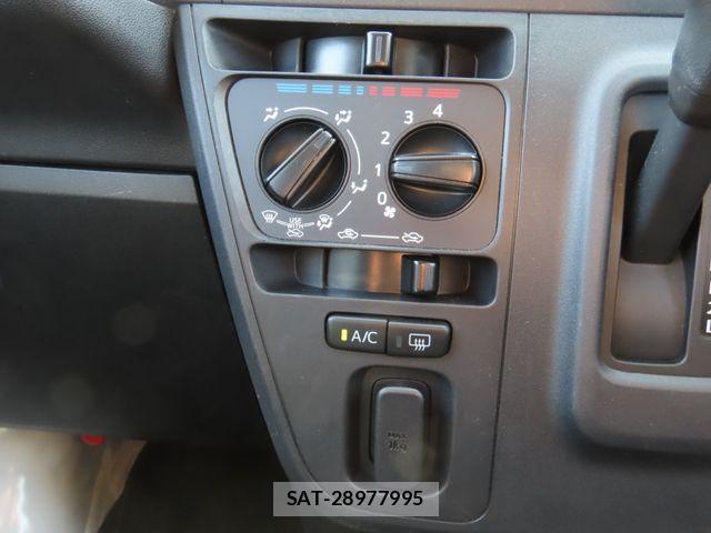 Toyota PIXIS VAN 2020-12 7502224-13