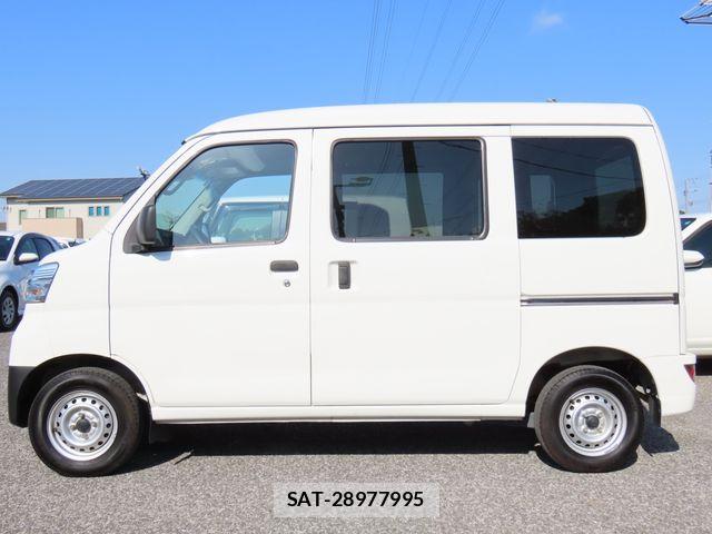 Toyota PIXIS VAN 2020-12 7502224-17