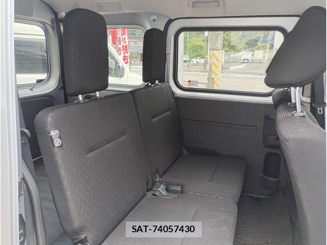 Toyota PIXIS VAN 2022-06 7619175-14