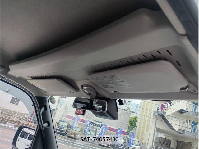 Toyota PIXIS VAN 2022-06 7619175-15