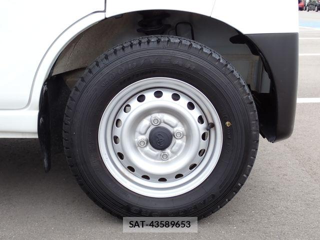 Toyota PIXIS VAN 2019-04 7788200-19