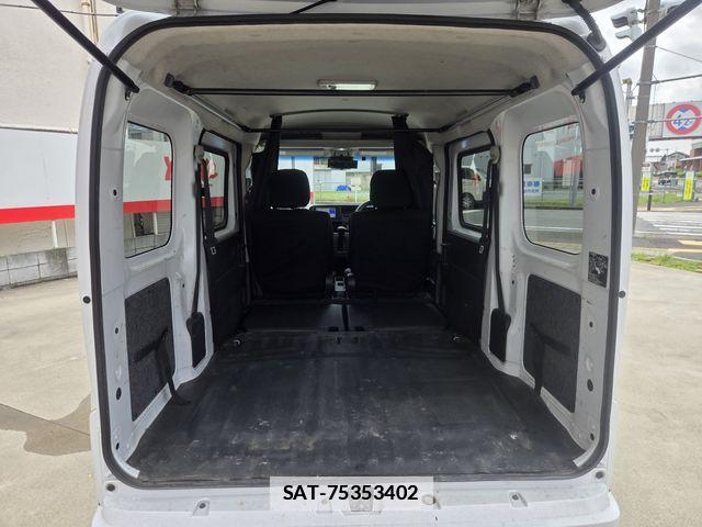 Toyota PIXIS VAN 2022-10 7903222-15