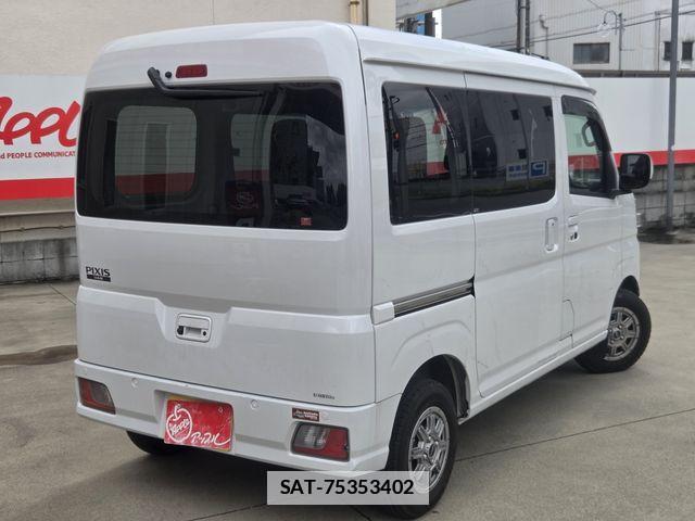 Toyota PIXIS VAN 2022-10 7903222-2