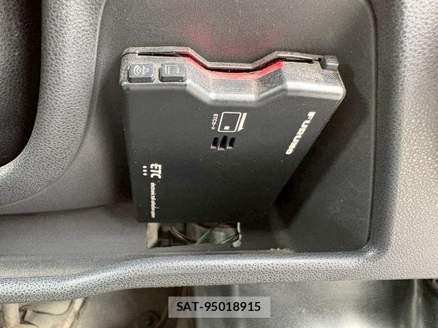 Toyota PIXIS VAN 2018-12 7963274-20
