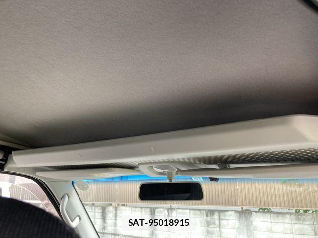 Toyota PIXIS VAN 2018-12 7963274-28