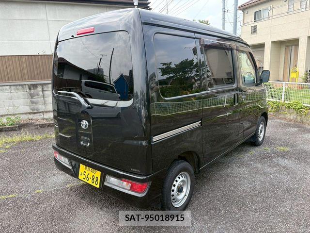 Toyota PIXIS VAN 2018-12 7963274-2