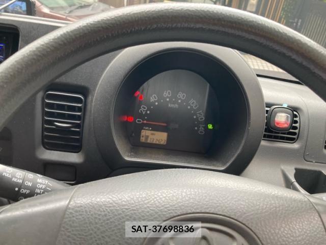 Toyota PIXIS VAN 2012-01 7963276-13