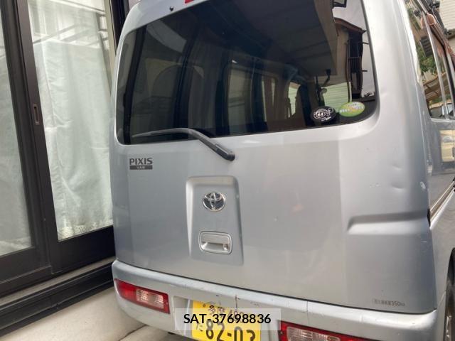 Toyota PIXIS VAN 2012-01 7963276-6