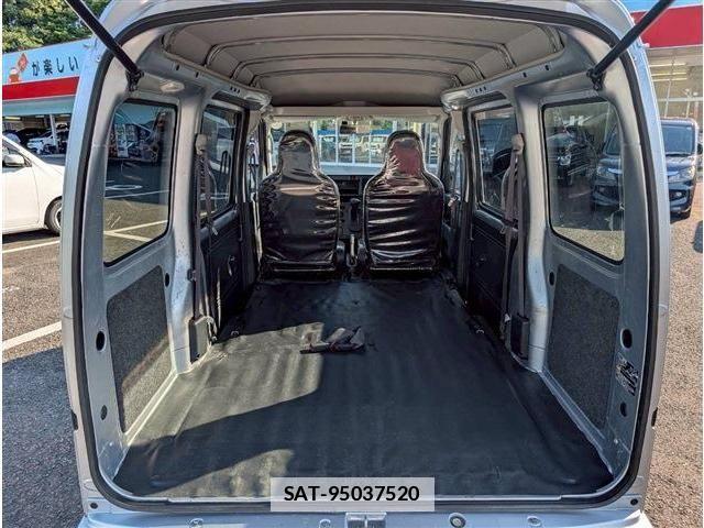 Toyota PIXIS VAN 2021-06 7980577-17