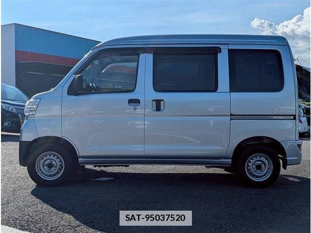 Toyota PIXIS VAN 2021-06 7980577-8