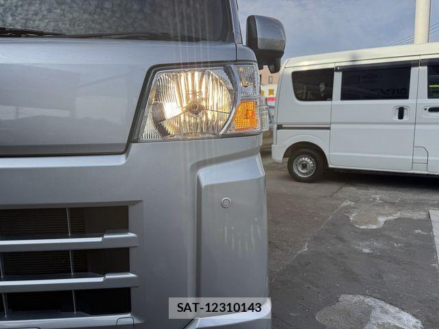 Toyota PIXIS VAN 2022-06 8037590-10