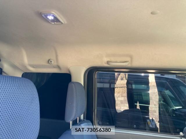 Toyota PIXIS VAN 2014-06 8075115-11