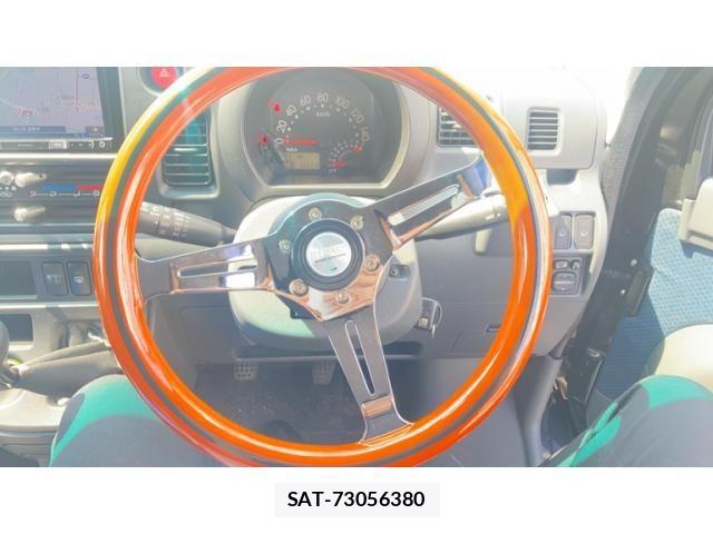 Toyota PIXIS VAN 2014-06 8075115-16