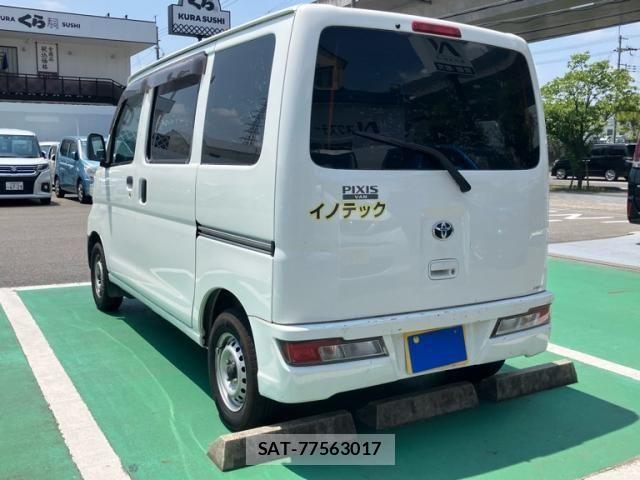 Toyota PIXIS VAN 2018-09 8209528-2