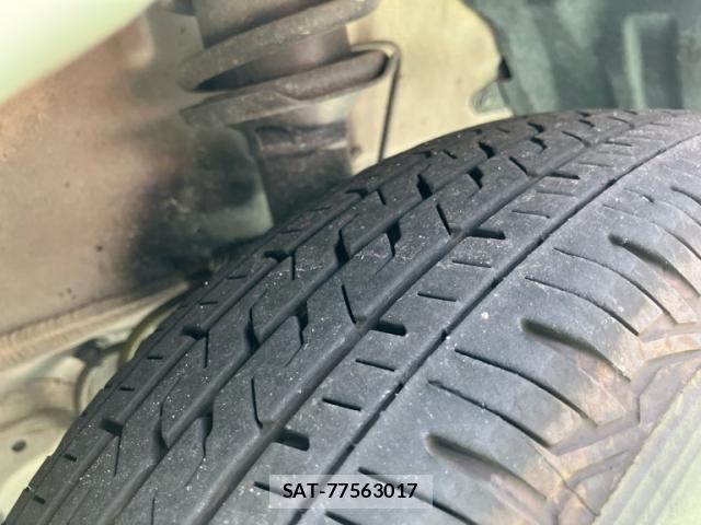 Toyota PIXIS VAN 2018-09 8209528-7