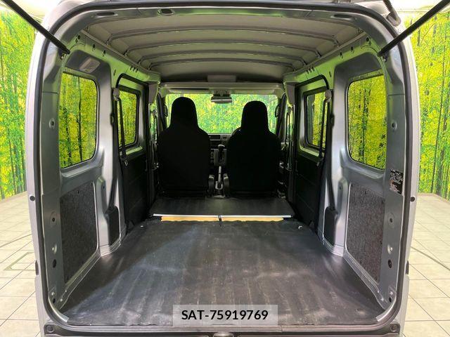 Toyota PIXIS VAN 2023-04 8209525-10