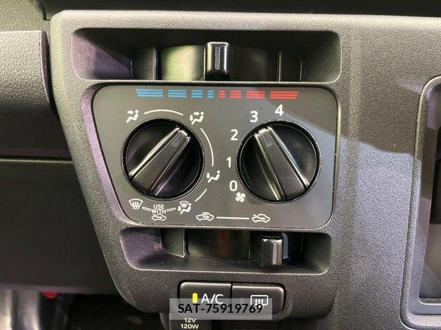 Toyota PIXIS VAN 2023-04 8209525-4