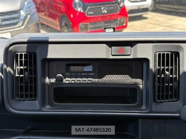 Toyota PIXIS VAN 2021-06 8209527-24