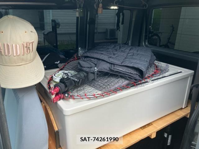 Toyota PIXIS VAN 2012-08 8246330-14
