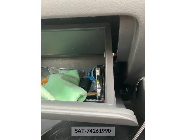 Toyota PIXIS VAN 2012-08 8246330-26