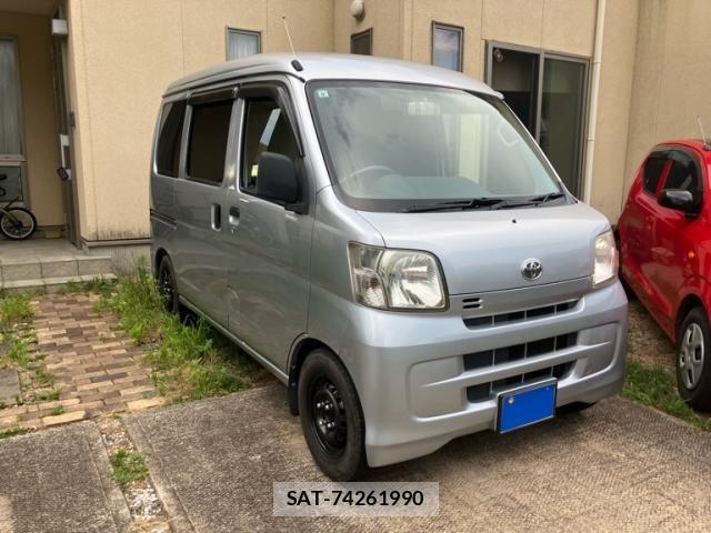 Toyota PIXIS VAN 2012-08 8246330-2