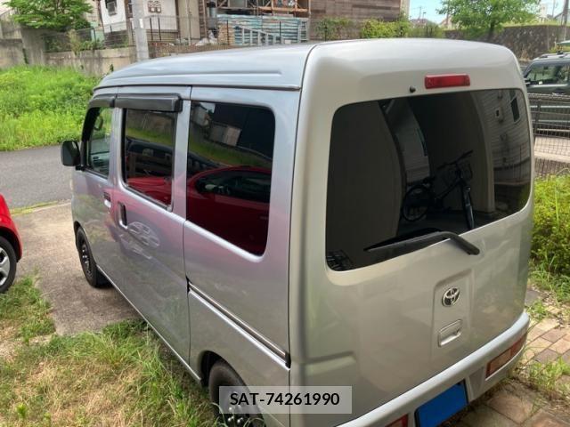 Toyota PIXIS VAN 2012-08 8246330-4