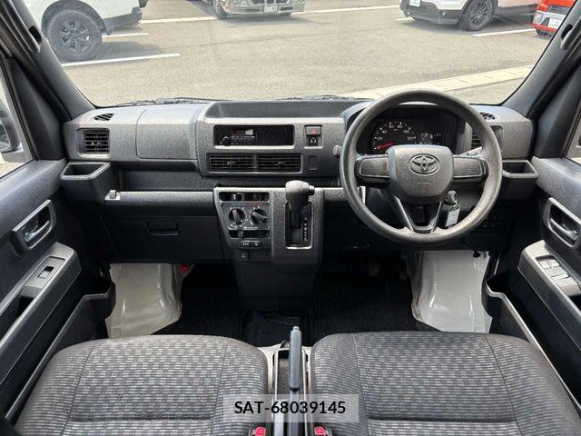 Toyota PIXIS VAN 2023-01 8316373-2