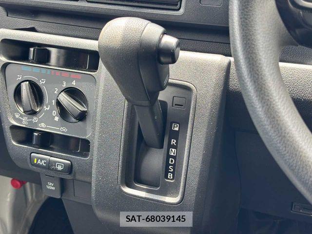 Toyota PIXIS VAN 2023-01 8316373-5