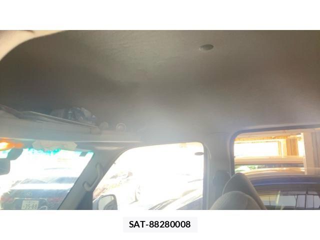 Toyota PIXIS VAN 2013-03 8316375-12