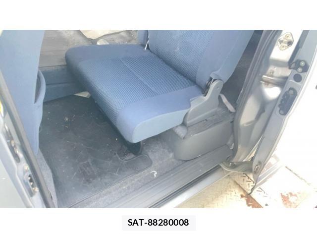 Toyota PIXIS VAN 2013-03 8316375-8