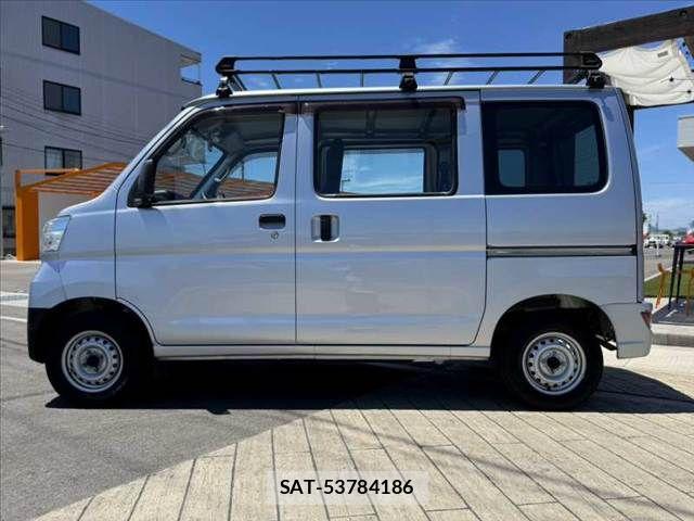 Toyota PIXIS VAN 2020-12 8316374-10