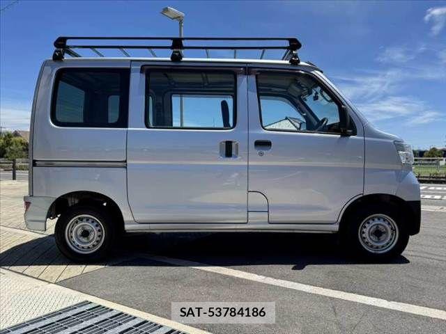 Toyota PIXIS VAN 2020-12 8316374-11