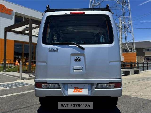 Toyota PIXIS VAN 2020-12 8316374-13