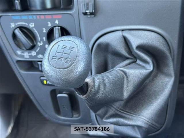Toyota PIXIS VAN 2020-12 8316374-5