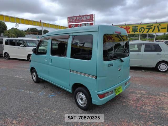 Toyota PIXIS VAN 2020-03 8337379-11
