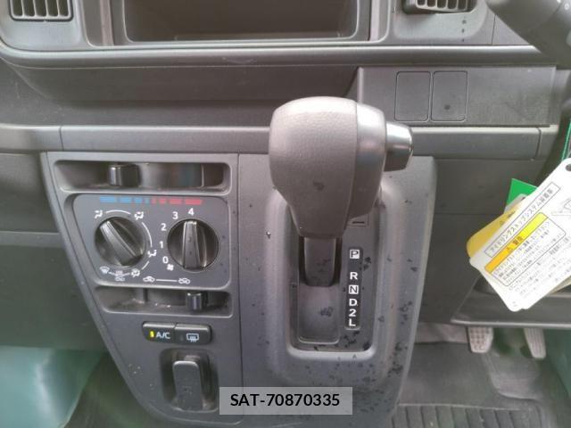 Toyota PIXIS VAN 2020-03 8337379-14