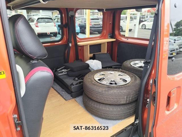 Toyota PIXIS VAN 2023-04 8337377-22
