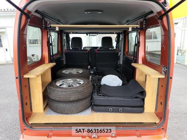 Toyota PIXIS VAN 2023-04 8337377-24