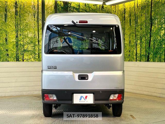 Toyota PIXIS VAN 2024-08 8355334-14