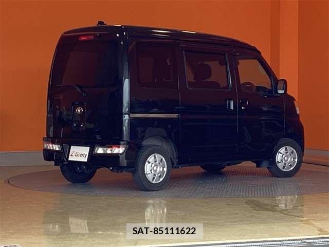 Toyota PIXIS VAN 2020-04 8368095-14