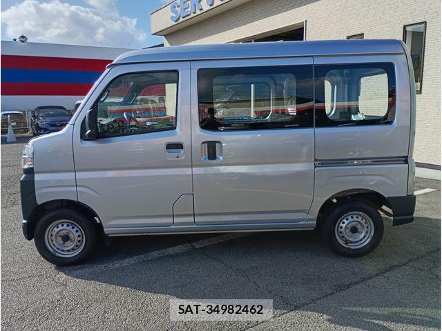 Toyota PIXIS VAN 2022-04 8372045-3
