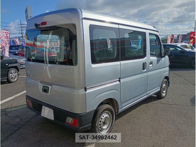 Toyota PIXIS VAN 2022-04 8372045-6
