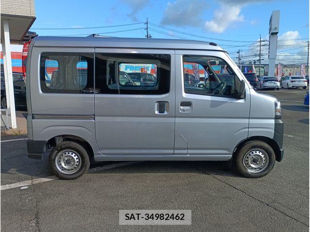 Toyota PIXIS VAN 2022-04 8372045-7