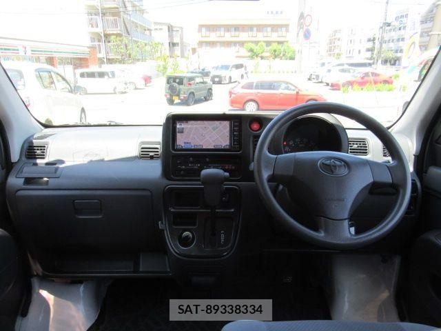 Toyota PIXIS VAN 2017-06 8414358-1