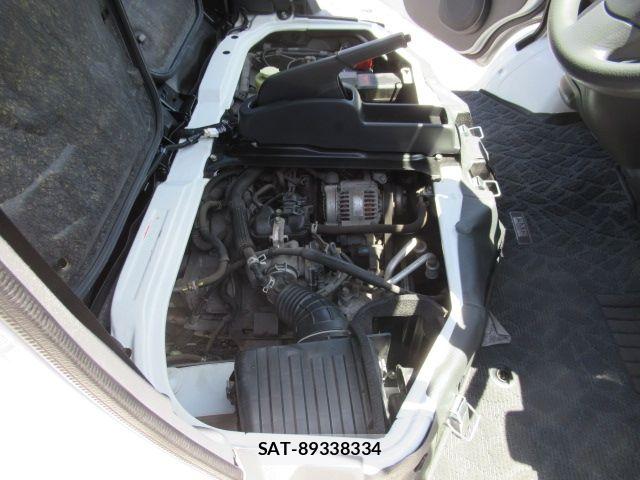 Toyota PIXIS VAN 2017-06 8414358-8
