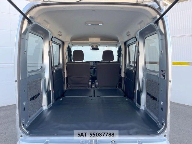 Toyota PIXIS VAN 2024-09 8438713-9