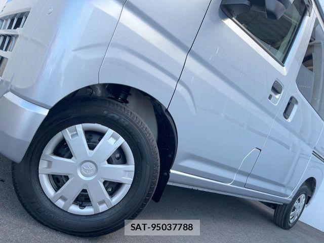Toyota PIXIS VAN 2024-09 8438713-12