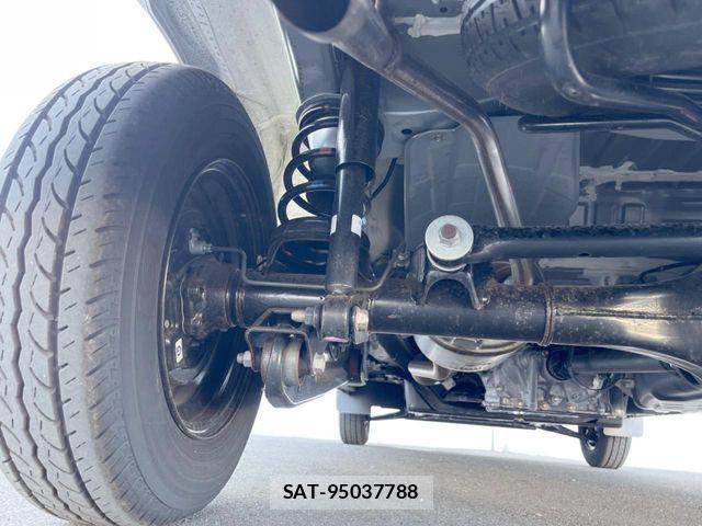 Toyota PIXIS VAN 2024-09 8438713-19
